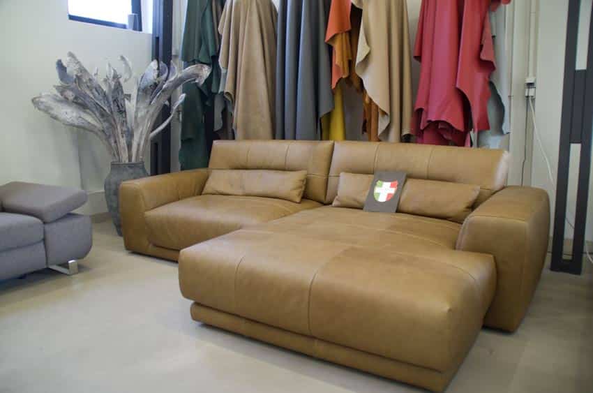 Bigsofas in Leder von Divano.