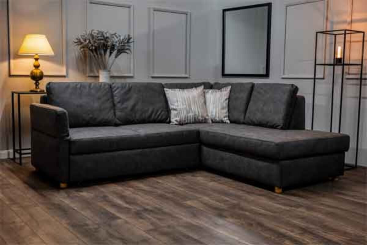 Ecksofa mit Bettkasten und Federkern