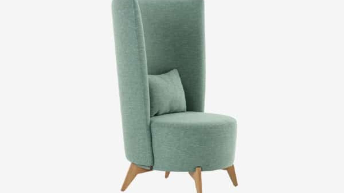 Moderner Sessel hohe Lehne